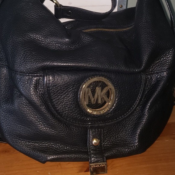 Handbags - Picture 2 of 2